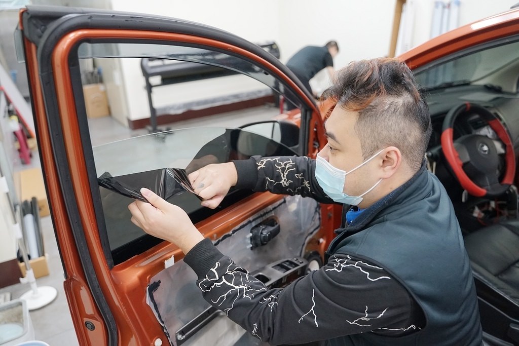 【桃園汽車隔熱紙推薦】Llumar龍膜隔熱紙 世界最大隔熱紙生產製造廠 宏昇汽車玻璃隔熱紙 【桃園汽車隔熱紙推薦】Llumar龍膜隔熱紙 世界最大隔熱紙生產製造廠 宏昇汽車玻璃隔熱紙