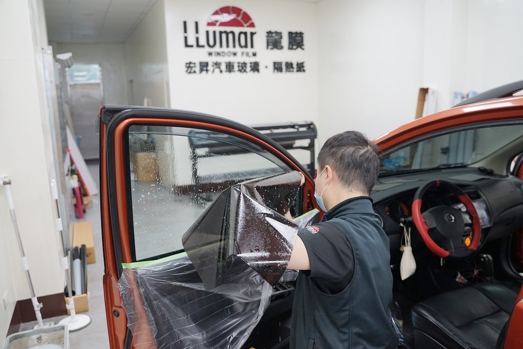【桃園汽車隔熱紙推薦】Llumar龍膜隔熱紙 世界最大隔熱紙生產製造廠 宏昇汽車玻璃隔熱紙 【桃園汽車隔熱紙推薦】Llumar龍膜隔熱紙 世界最大隔熱紙生產製造廠 宏昇汽車玻璃隔熱紙