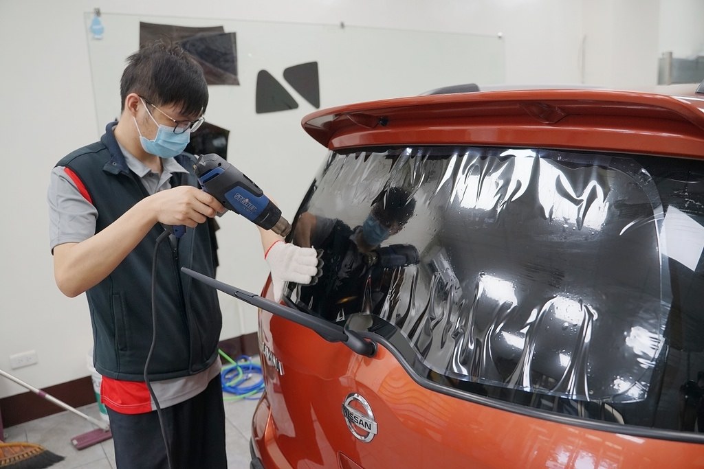 【桃園汽車隔熱紙推薦】Llumar龍膜隔熱紙 世界最大隔熱紙生產製造廠 宏昇汽車玻璃隔熱紙 【桃園汽車隔熱紙推薦】Llumar龍膜隔熱紙 世界最大隔熱紙生產製造廠 宏昇汽車玻璃隔熱紙