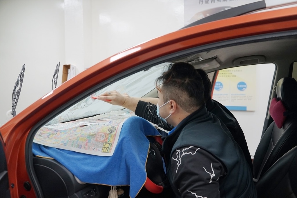 【桃園汽車隔熱紙推薦】Llumar龍膜隔熱紙 世界最大隔熱紙生產製造廠 宏昇汽車玻璃隔熱紙 【桃園汽車隔熱紙推薦】Llumar龍膜隔熱紙 世界最大隔熱紙生產製造廠 宏昇汽車玻璃隔熱紙