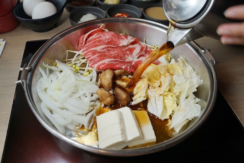 【中壢吃到飽餐廳推薦】嚴選台灣在地好農食材 關東風味壽喜燒 本燔野菜農場 【中壢吃到飽餐廳推薦】嚴選台灣在地好農食材 關東風味壽喜燒 本燔野菜農場