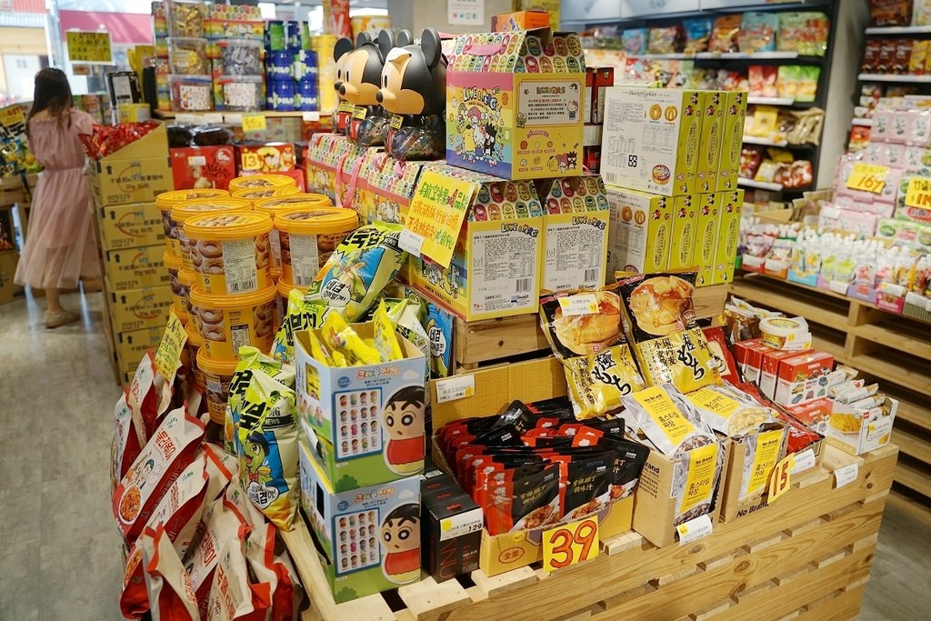 【台中零食專賣店】不用出國也能買到日韓零食 人氣團購進口零食通通有 獅賣特進口零食專賣outlet青海店 【台中零食專賣店】不用出國也能買到日韓零食 人氣團購進口零食通通有 獅賣特進口零食專賣outlet青海店