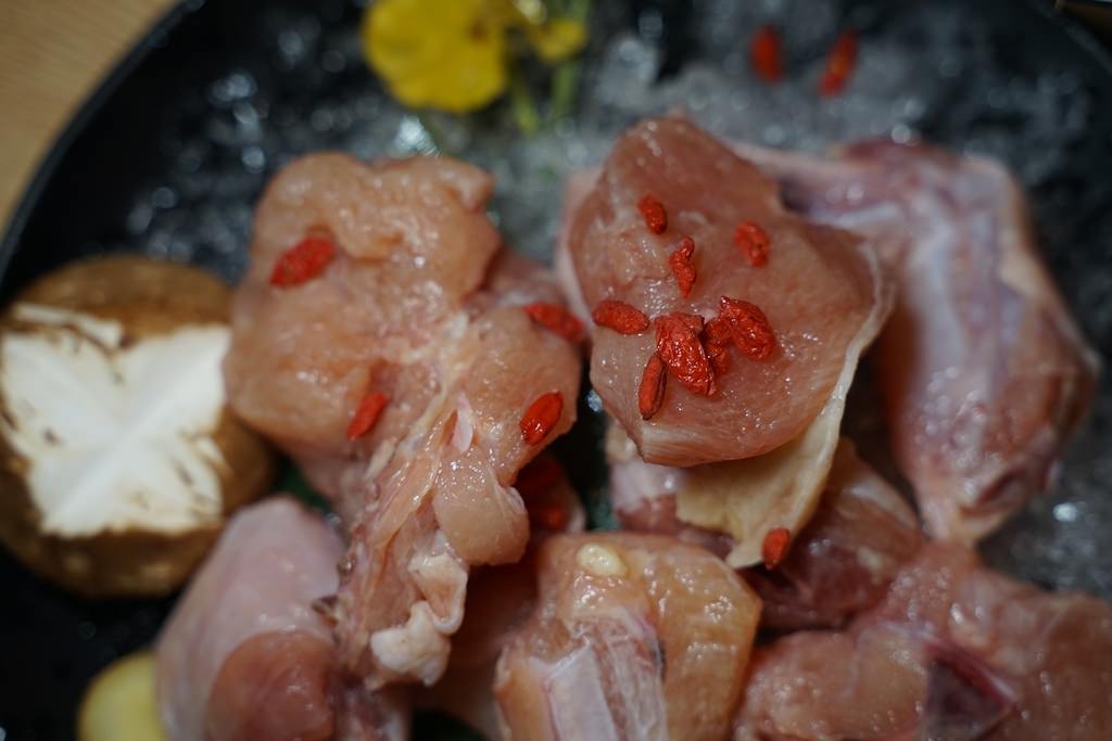 【台北東區火鍋宵夜餐廳推薦】火鍋第一品牌樂多多集團 肉粉FUN暑假感恩回饋 肉多多火鍋大安大安店 【台北東區火鍋宵夜餐廳推薦】火鍋第一品牌樂多多集團 肉粉FUN暑假感恩回饋 肉多多火鍋大安大安店