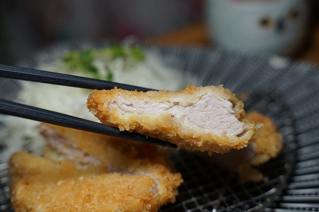 【中央大學美食推薦】內用白飯/味噌湯/高麗菜絲無限量供應 高CP值日式豬排專賣 阿米玲食堂 【中央大學美食推薦】內用白飯/味噌湯/高麗菜絲無限量供應 高CP值日式豬排專賣 阿米玲食堂