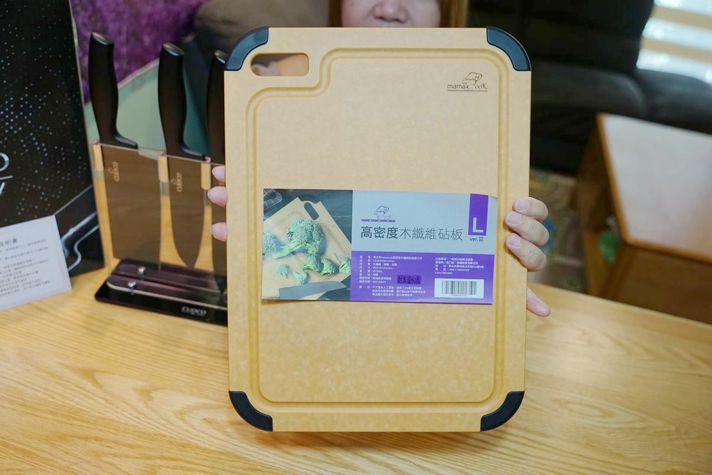 【刀具組推薦】420不鏽鋼打造 墨晶鋼刀氧化技術 【義大利CUOCO】粉末鋼5刀6件組 【刀具組推薦】420不鏽鋼打造 墨晶鋼刀氧化技術 【義大利CUOCO】粉末鋼5刀6件組