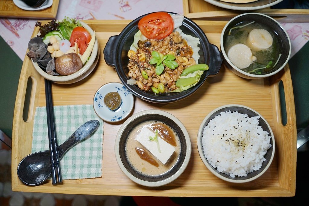 【南投埔里素食餐廳推薦】無國界料理全素餐廳 低卡低脂低熱量 樂川櫻田風華小鋪Zakka & 樂川茶食素食餐廳 【南投埔里素食餐廳推薦】無國界料理全素餐廳 低卡低脂低熱量 樂川櫻田風華小鋪Zakka & 樂川茶食素食餐廳