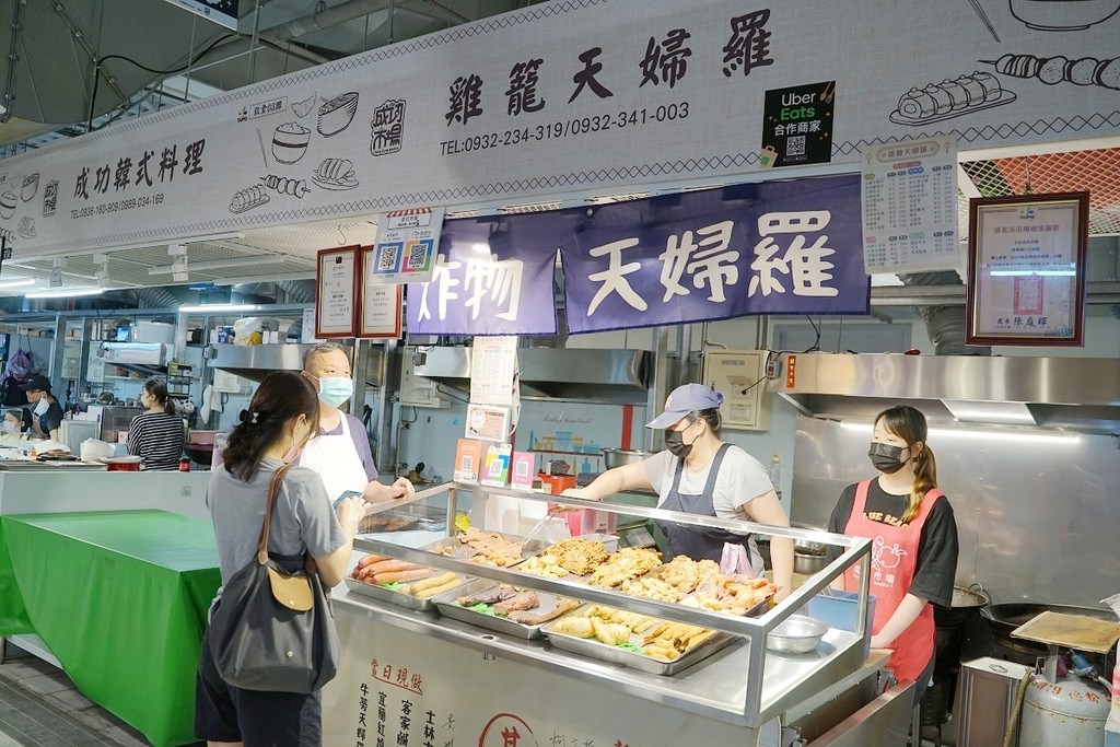 【台北成功市場炸物推薦】比臉大牛蒡天婦羅 酥脆可口易牙居海鮮卷 雞籠天婦羅 【台北成功市場炸物推薦】比臉大牛蒡天婦羅 酥脆可口易牙居海鮮卷 雞籠天婦羅