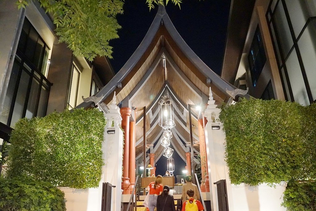 【泰國清邁住宿飯店推薦】湄南河旁室外網美泳池 豐富早餐自助吧 Maraya Hotel & Resort 【泰國清邁住宿飯店推薦】湄南河旁室外網美泳池 豐富早餐自助吧 Maraya Hotel & Resort