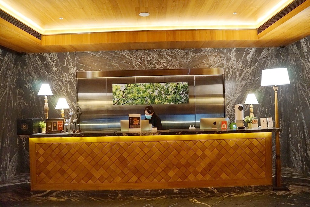 【台中商務飯店推薦】歐洲奢華風格 露天泳池+健身房 薆悅酒店五權館 【台中商務飯店推薦】歐洲奢華風格 露天泳池+健身房 薆悅酒店五權館