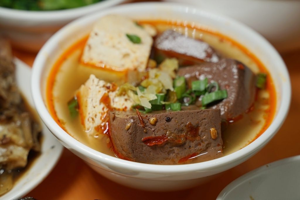 【中和莒光路美食推薦】限量必點黑松露烤鵝 超豐富烤鵝三吃雙人餐 金牌烤鵝 【中和莒光路美食推薦】限量必點黑松露烤鵝 超豐富烤鵝三吃雙人餐 金牌烤鵝