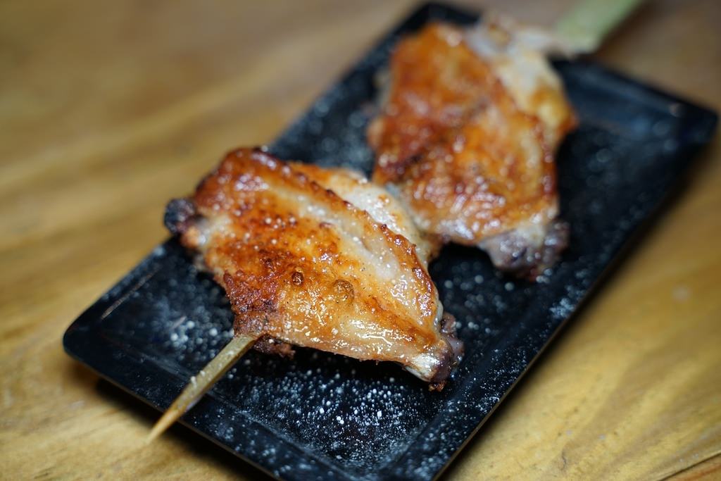 【新店小碧潭美食推薦】新開幕老屋網美餐廳好選擇 精緻碳火燒肉宵夜首選 米炭火燒肉小酒館新店小碧潭店