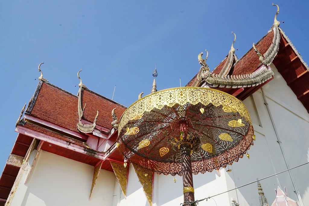 【泰國清邁佛寺推薦】金碧輝煌雙龍階梯步道 菩提樹麥康許願樹 清邁沙閣寺 Wat Phra That Doi Saket 【泰國清邁佛寺推薦】金碧輝煌雙龍階梯步道 菩提樹麥康許願樹 清邁沙閣寺 Wat Phra That Doi Saket