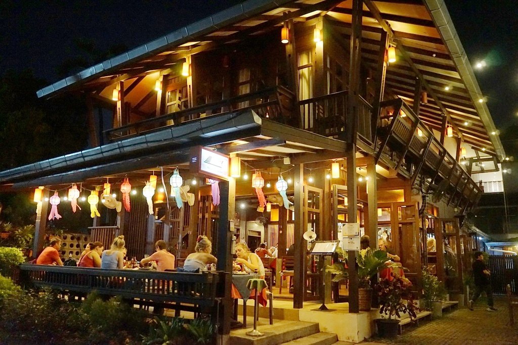 【泰國清邁美食餐廳推薦】蘭納風泰北料理 清邁舊城區人氣網美餐廳【Dash! Restaurant and Bar】 【泰國清邁美食餐廳推薦】蘭納風泰北料理 清邁舊城區人氣網美餐廳【Dash! Restaurant and Bar】