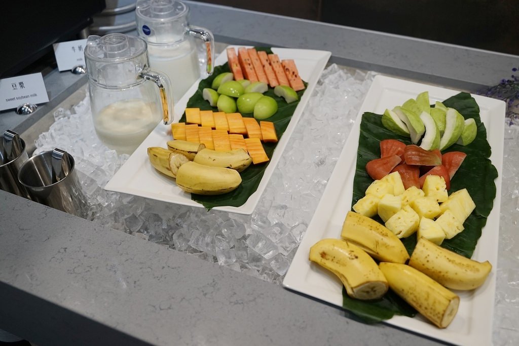 【桃園青埔飯店推薦】機場過境最美商務旅店 絕美落地窗泡湯美景 青埔商旅 CP HOTEL 【桃園青埔飯店推薦】機場過境最美商務旅店 絕美落地窗泡湯美景 青埔商旅 CP HOTEL