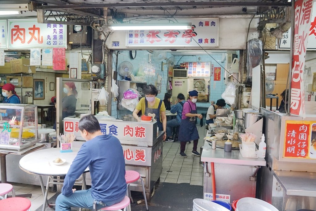 【台中豐原廟東夜市小吃推薦】80年在地老店 傳統中部蒸肉粽 永芳亭扁食肉粽 【台中豐原廟東夜市小吃推薦】80年在地老店 傳統中部蒸肉粽 永芳亭扁食肉粽