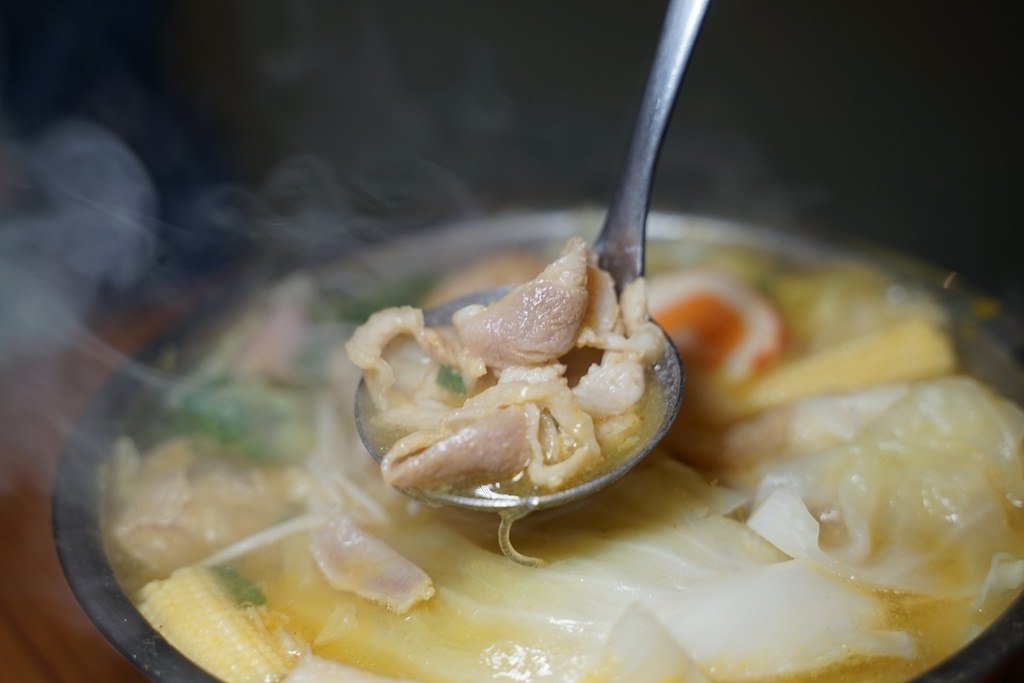 【桃園青埔小火鍋推薦】豐富自助吧吃到飽 滷肉飯/涼麵/冷飲/冰淇淋無限量供應 8鍋青埔店 【桃園青埔小火鍋推薦】豐富自助吧吃到飽 滷肉飯/涼麵/冷飲/冰淇淋無限量供應 8鍋青埔店