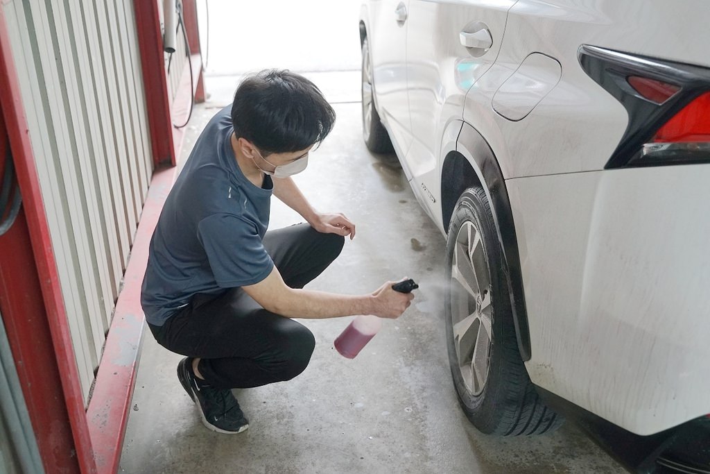 【竹北洗車打蠟推薦】豪華手工洗車+頂級棕櫚蠟 新竹第一間JOWUA特斯拉實體配件專賣店 洗來登竹北汽車美容中心 【竹北洗車打蠟推薦】豪華手工洗車+頂級棕櫚蠟 新竹第一間JOWUA特斯拉實體配件專賣店 洗來登竹北汽車美容中心