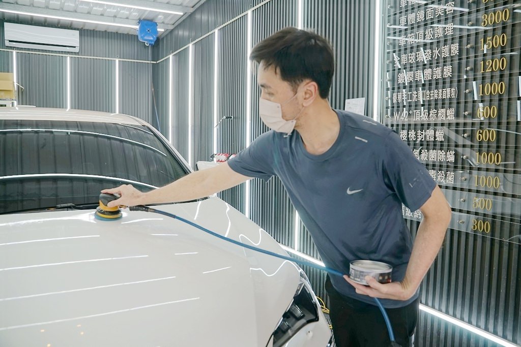 【竹北洗車打蠟推薦】豪華手工洗車+頂級棕櫚蠟 新竹第一間JOWUA特斯拉實體配件專賣店 洗來登竹北汽車美容中心 【竹北洗車打蠟推薦】豪華手工洗車+頂級棕櫚蠟 新竹第一間JOWUA特斯拉實體配件專賣店 洗來登竹北汽車美容中心