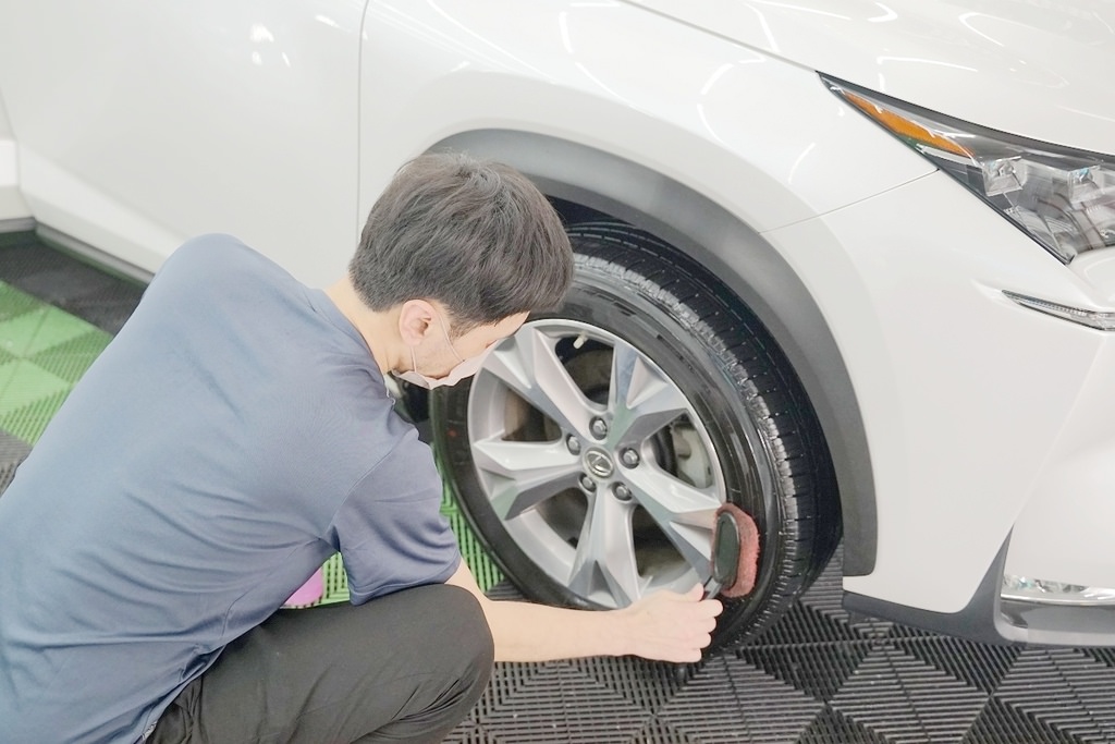 【竹北洗車打蠟推薦】豪華手工洗車+頂級棕櫚蠟 新竹第一間JOWUA特斯拉實體配件專賣店 洗來登竹北汽車美容中心 【竹北洗車打蠟推薦】豪華手工洗車+頂級棕櫚蠟 新竹第一間JOWUA特斯拉實體配件專賣店 洗來登竹北汽車美容中心