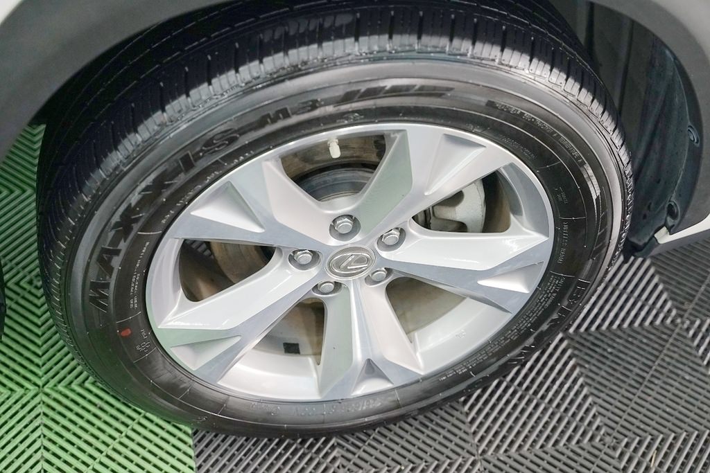【竹北洗車打蠟推薦】豪華手工洗車+頂級棕櫚蠟 新竹第一間JOWUA特斯拉實體配件專賣店 洗來登竹北汽車美容中心 【竹北洗車打蠟推薦】豪華手工洗車+頂級棕櫚蠟 新竹第一間JOWUA特斯拉實體配件專賣店 洗來登竹北汽車美容中心