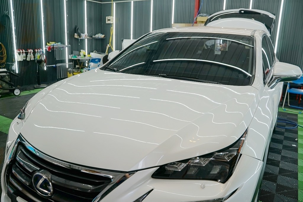 【竹北洗車打蠟推薦】豪華手工洗車+頂級棕櫚蠟 新竹第一間JOWUA特斯拉實體配件專賣店 洗來登竹北汽車美容中心 【竹北洗車打蠟推薦】豪華手工洗車+頂級棕櫚蠟 新竹第一間JOWUA特斯拉實體配件專賣店 洗來登竹北汽車美容中心
