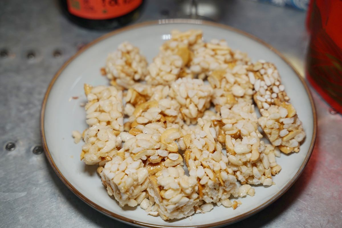 【酒食酒分:50款銘柄清酒玩味台北15家餐酒館】跟著世界唎酒師冠軍張鴻亮Johnny品嚐日本酒的美味 - 第23張圖 【酒食酒分:50款銘柄清酒玩味台北15家餐酒館】跟著世界唎酒師冠軍張鴻亮Johnny品嚐日本酒的美味