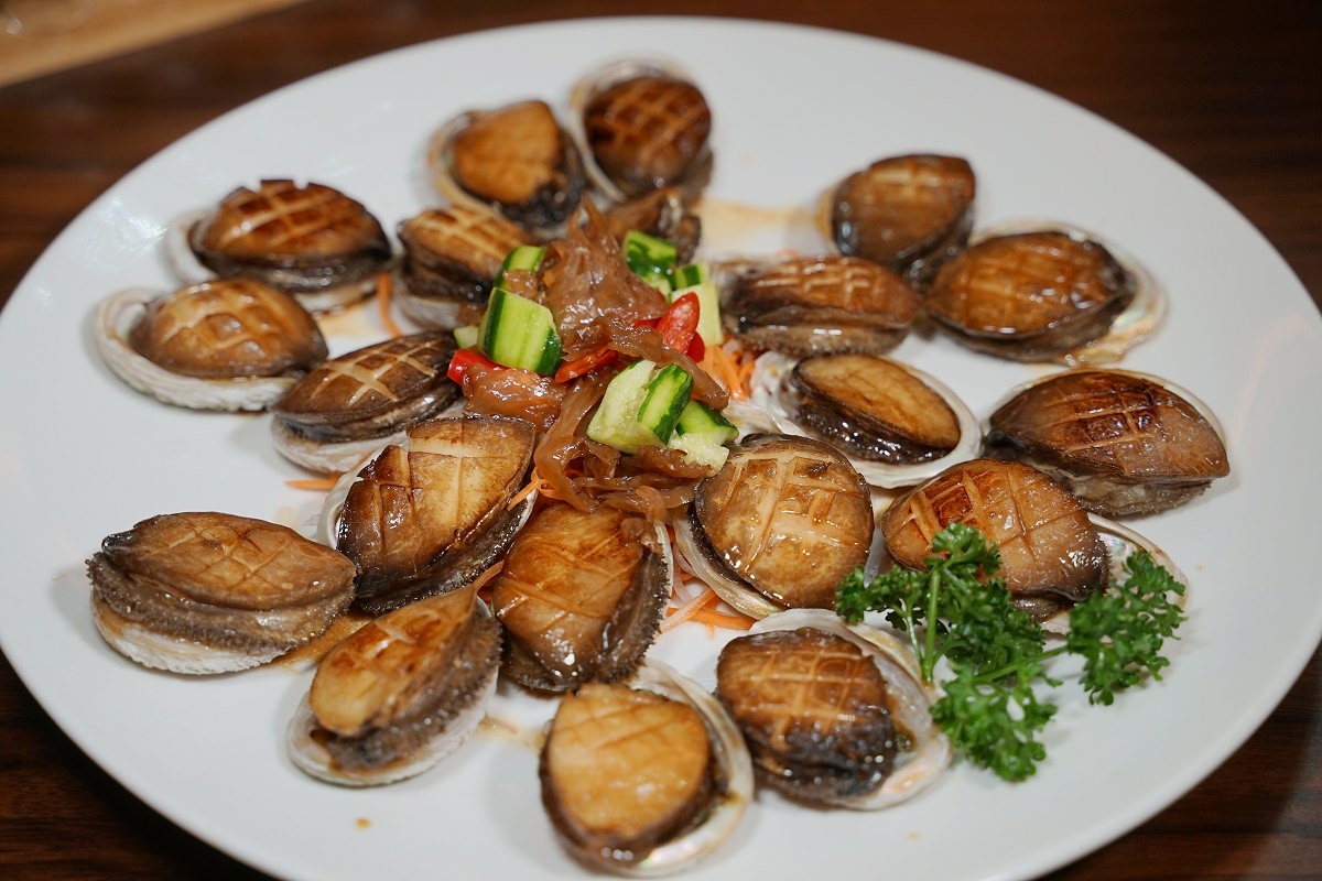 【板橋美食推薦】招牌料理生米明火煲粥 活海鮮料理美味必點 稻香園陳記潮汕砂鍋粥板橋三民店 - 第13張圖 【板橋美食推薦】招牌料理生米明火煲粥 活海鮮料理美味必點 稻香園陳記潮汕砂鍋粥板橋三民店