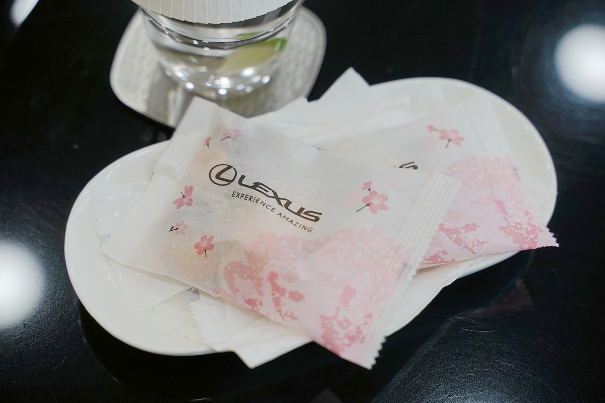 【Lexus 中壢保養廠】Lexus 原廠定期保養優質保障 精緻餐點/咖啡飲料無限量享用 雙人快速保養