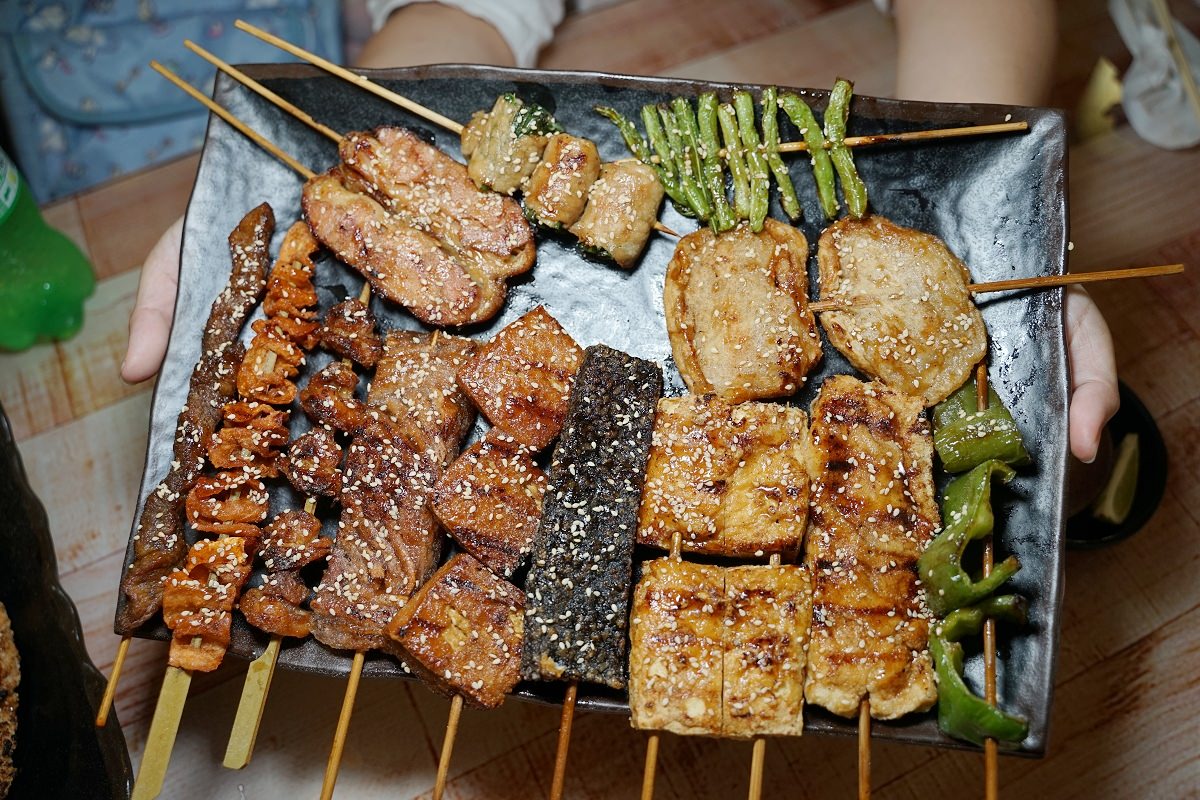 【桃園市區宵夜推薦】桃園火車站深夜食堂 秘製醬汁聚餐好去處 熾燒串烤大同店 - 第12張圖 【桃園市區宵夜推薦】桃園火車站深夜食堂 秘製醬汁聚餐好去處 熾燒串烤大同店