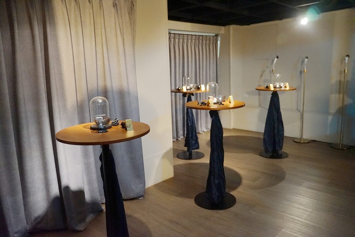 【台北約會餐廳推薦】台北必訪餐飲體驗 全黑空間感情立即加溫 無光晚餐 Dining In The Dark