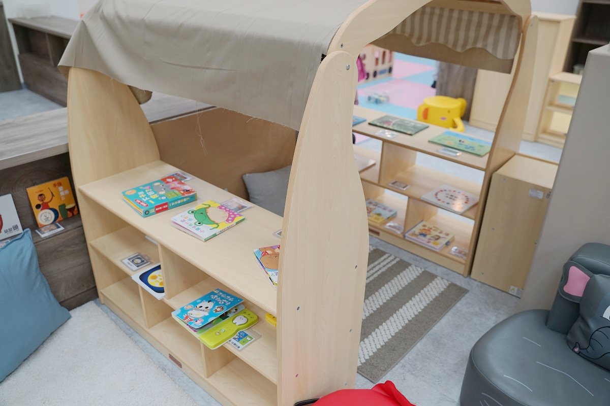 【內壢親子景點推薦】內壢社福館小孩放電好去處 一二樓超大兒童遊戲區 中壢內壢親子館