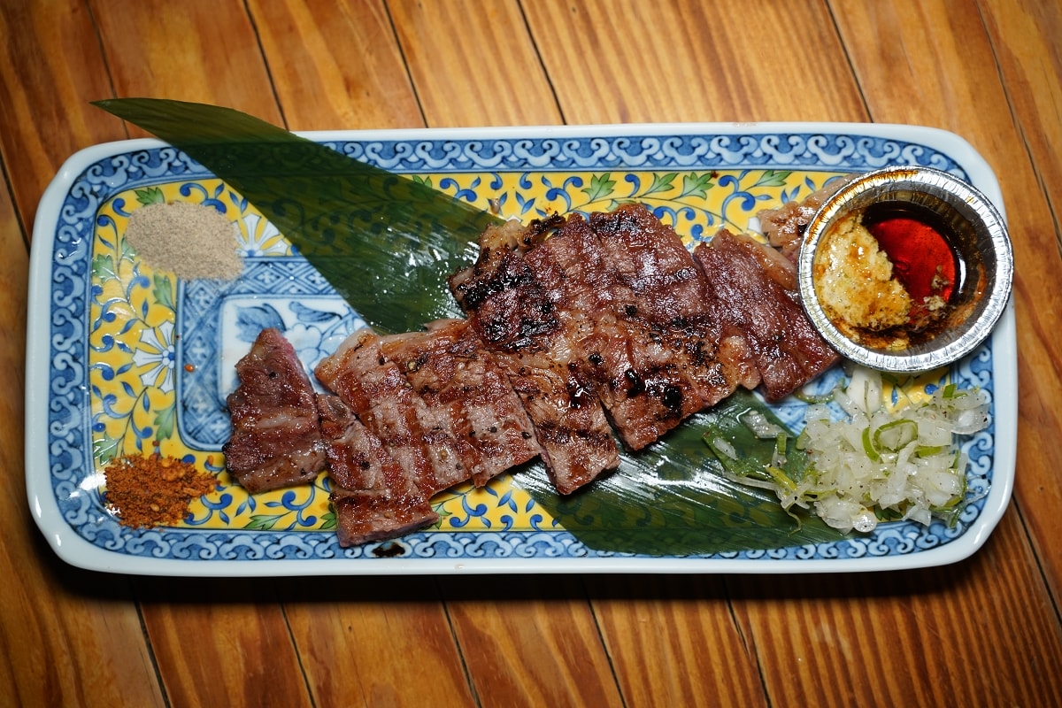 【台北八德路美食餐廳推薦】高CP值日式無菜單料理 極上豪華剌身盛合+活體海鮮和牛 建一食堂