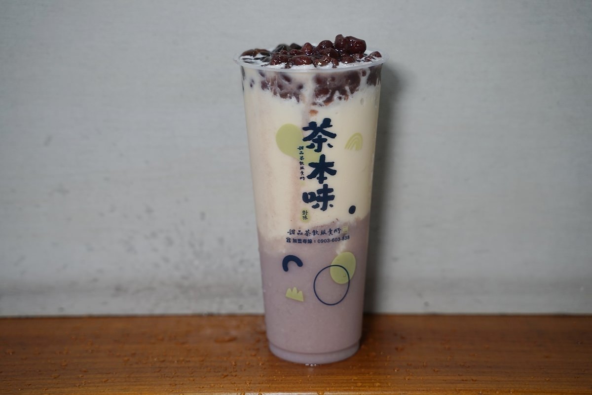 【台中逢甲手搖飲料店推薦】飽足系甜品茶飲販賣所專賣 用喝的甜點真材實料 茶本味逢甲福星店