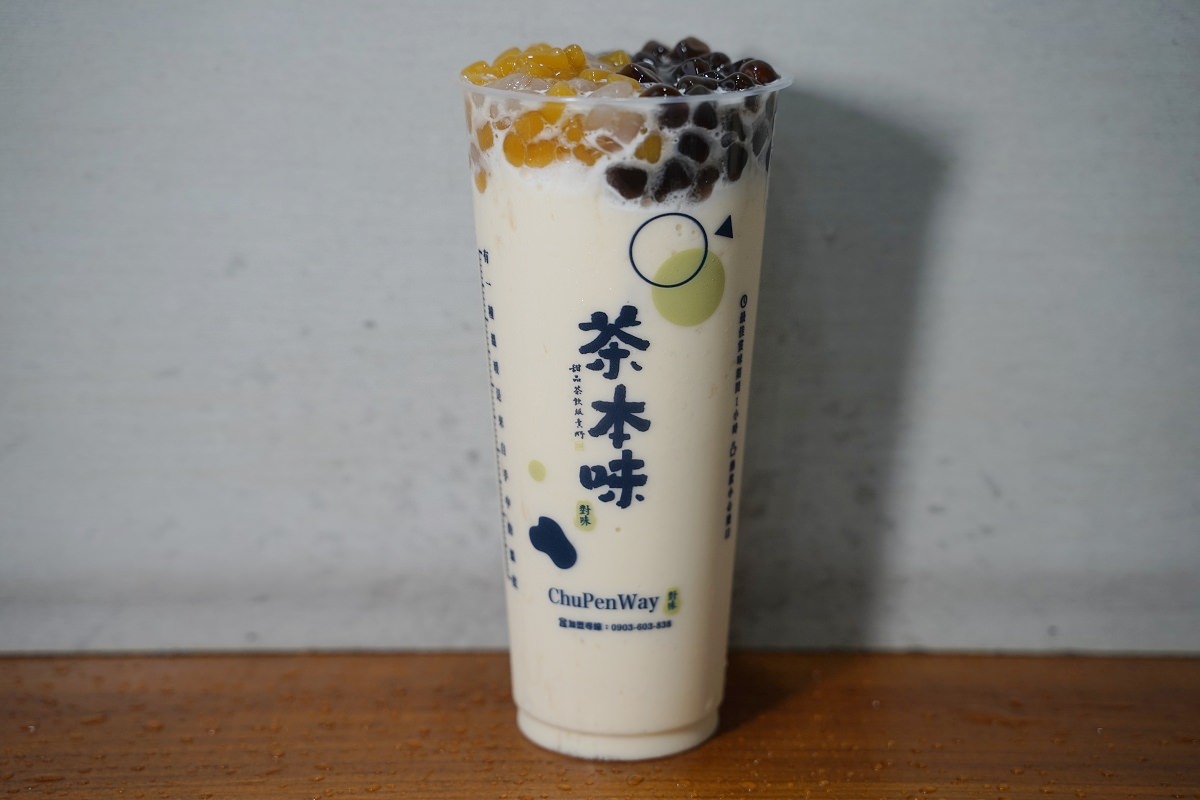 【台中逢甲手搖飲料店推薦】飽足系甜品茶飲販賣所專賣 用喝的甜點真材實料 茶本味逢甲福星店
