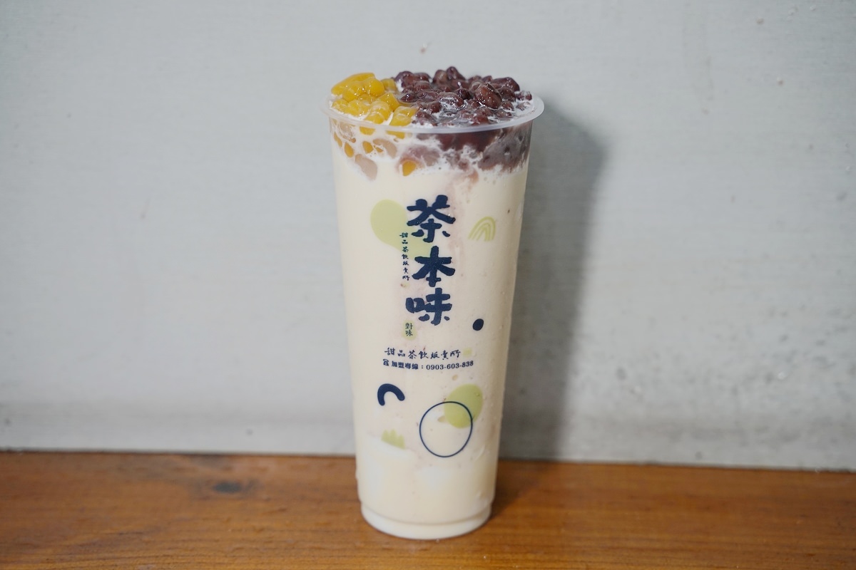 【台中逢甲手搖飲料店推薦】飽足系甜品茶飲販賣所專賣 用喝的甜點真材實料 茶本味逢甲福星店