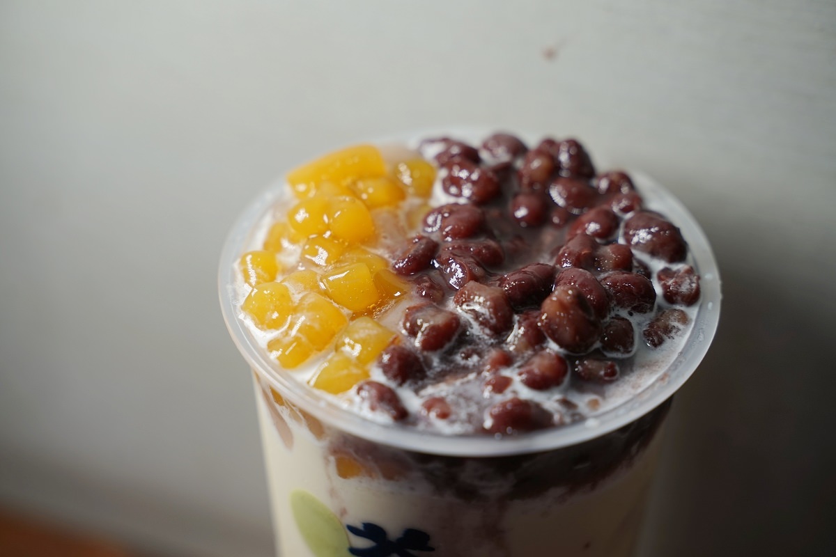 【台中逢甲手搖飲料店推薦】飽足系甜品茶飲販賣所專賣 用喝的甜點真材實料 茶本味逢甲福星店