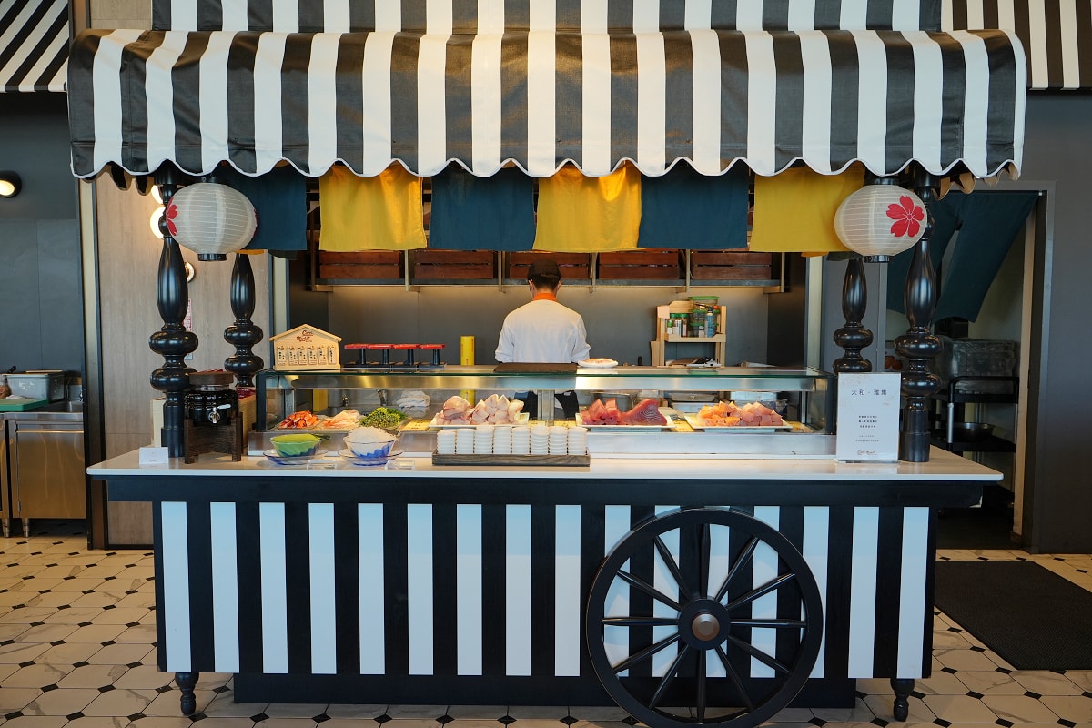 【Cozzi Market 逸·市集】青埔吃到飽餐廳推薦 海邊碼頭市集八大主題餐區全新進化