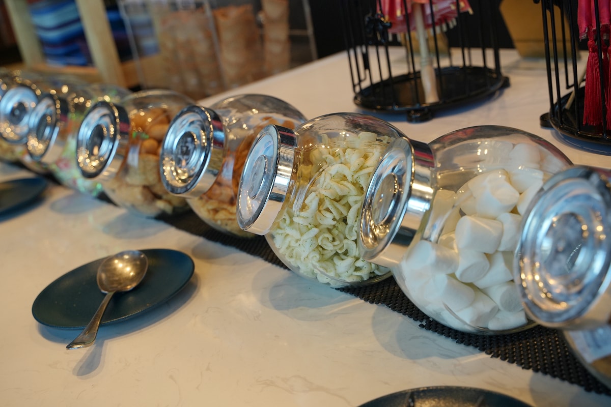 【Cozzi Market 逸·市集】青埔吃到飽餐廳推薦 海邊碼頭市集八大主題餐區全新進化
