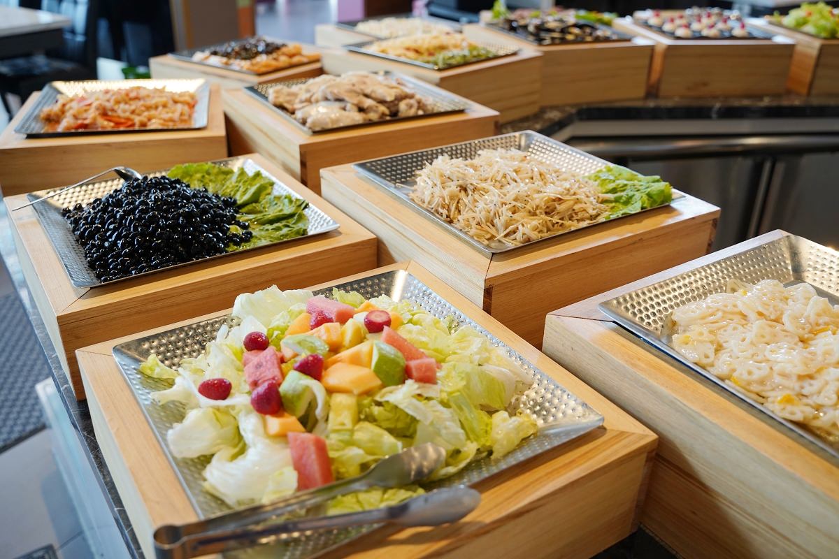 【三重火鍋吃到飽推薦】日本A5和牛/哈根達斯無限量供應 熟食百匯吃到飽 羽葉麻辣火鍋三重都會館