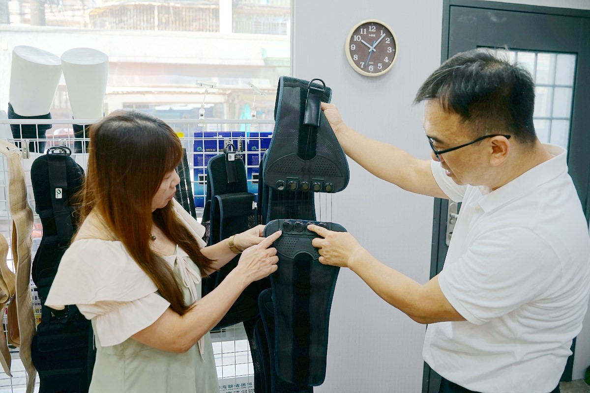 【長輩送禮推薦】20年健康生活保健器材專營 首選安泰醫療儀代理的亞星攜帶式電療器 安泰醫療儀器(安泰健康小幫手) - 第5張圖 【長輩送禮推薦】20年健康生活保健器材專營 首選安泰醫療儀代理的亞星攜帶式電療器 安泰醫療儀器(安泰健康小幫手)