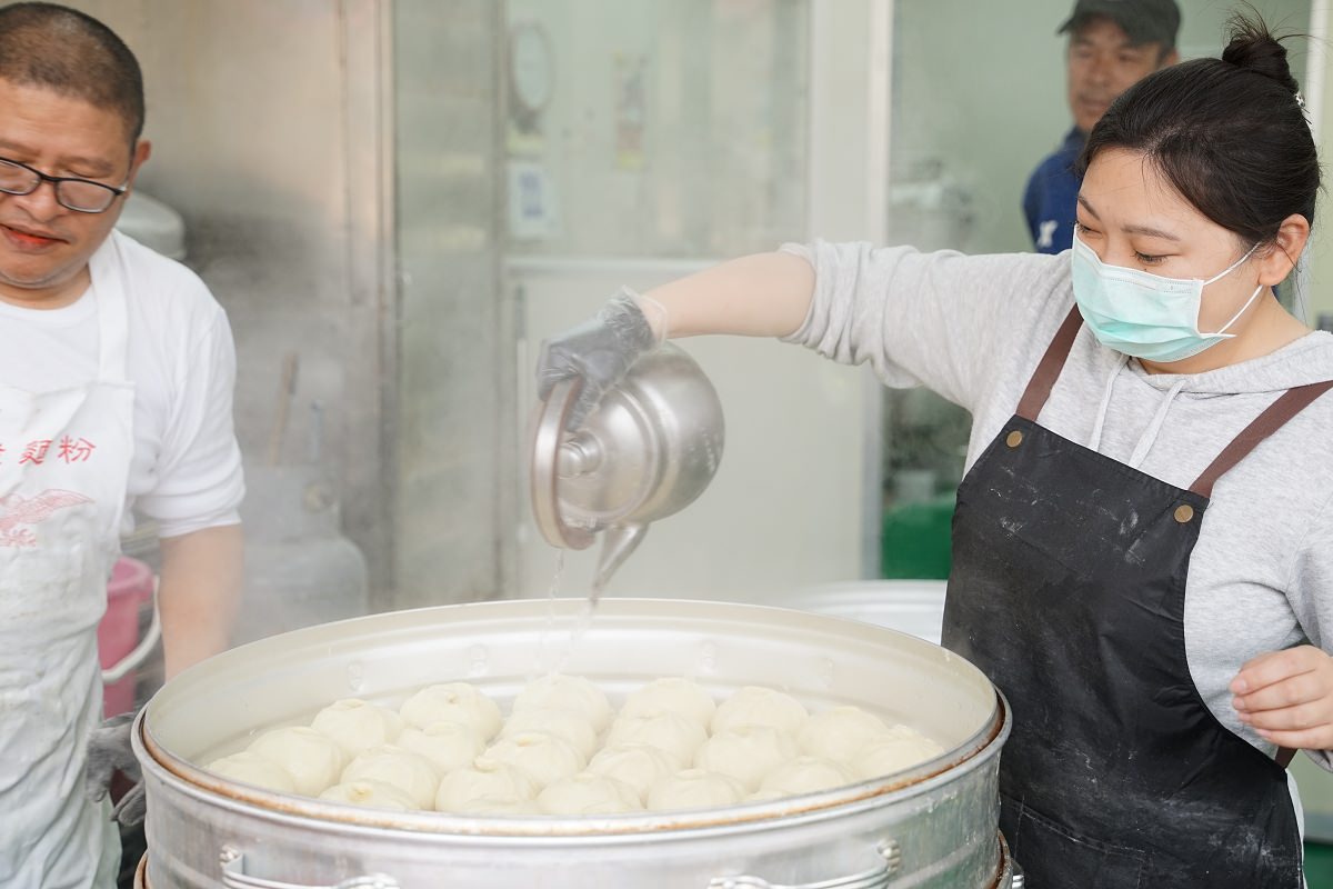 【金門包子推薦】純手工老麵包子饅頭 金門沙美在地美食 中興包子店 - 第5張圖 【金門包子推薦】純手工老麵包子饅頭 金門沙美在地美食 中興包子店