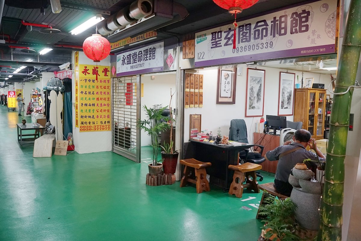 【中壢文創市集推薦】33年歷史公有零售市場大變身 小小老闆新明童聚市集 新明市場2F/新明聚空間