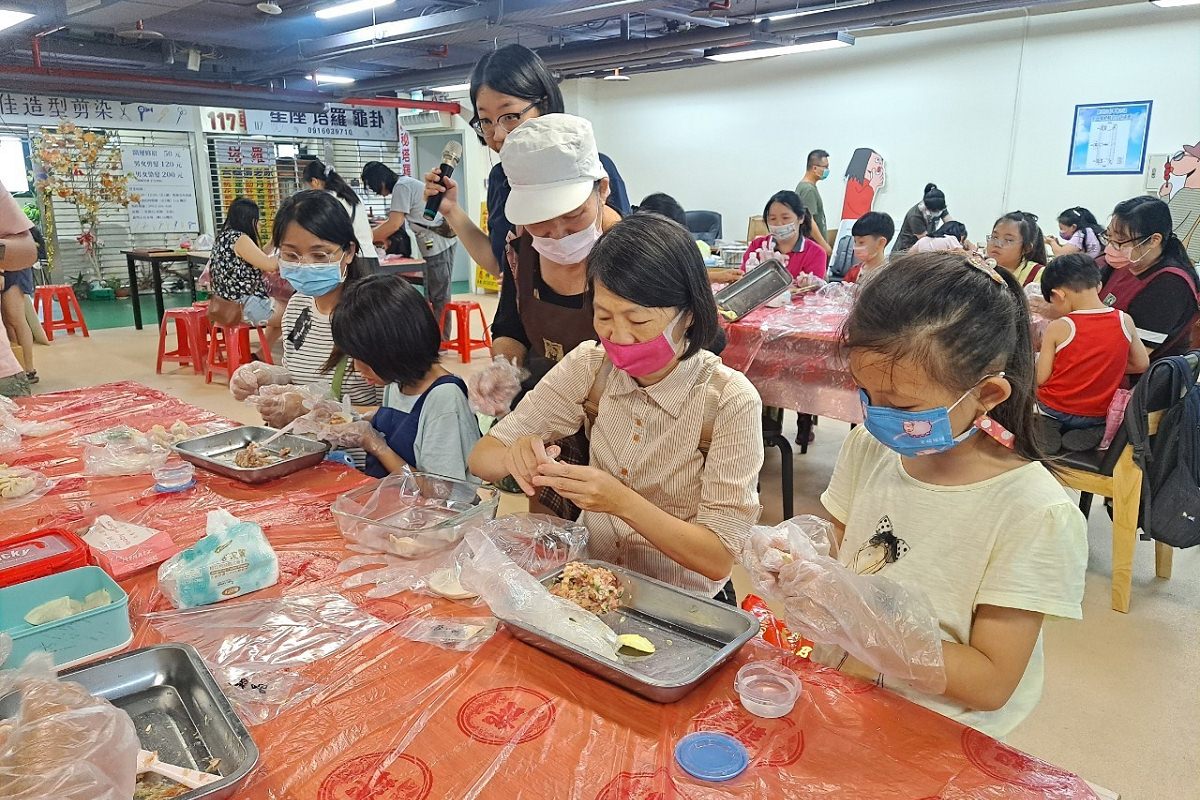 【中壢文創市集推薦】33年歷史公有零售市場大變身 小小老闆新明童聚市集 新明市場2F/新明聚空間