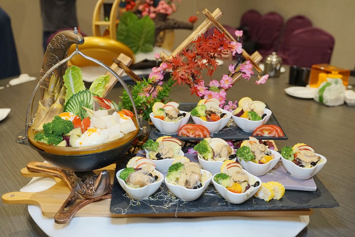 【三峽聚餐餐廳推薦】三峽父親節餐廳好選擇 基隆崁仔頂新鮮漁貨 東街日本料理新北三峽店