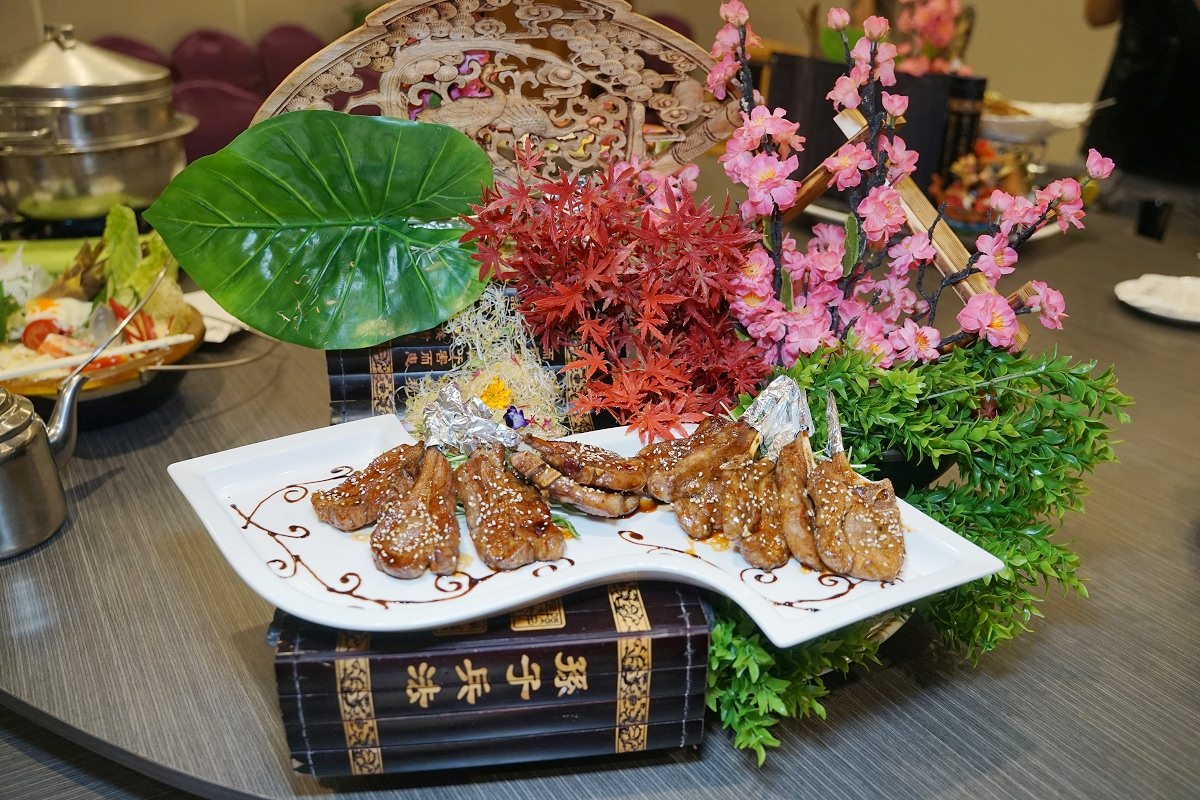 【三峽聚餐餐廳推薦】三峽父親節餐廳好選擇 基隆崁仔頂新鮮漁貨 東街日本料理新北三峽店