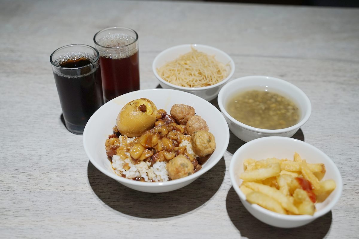 【礁溪溫泉飯店推薦】寵物友善貓奴必訪 宵夜自助吧吃到飽 美嘉美大飯店 - 第21張圖 【礁溪溫泉飯店推薦】寵物友善貓奴必訪 宵夜自助吧吃到飽 美嘉美大飯店