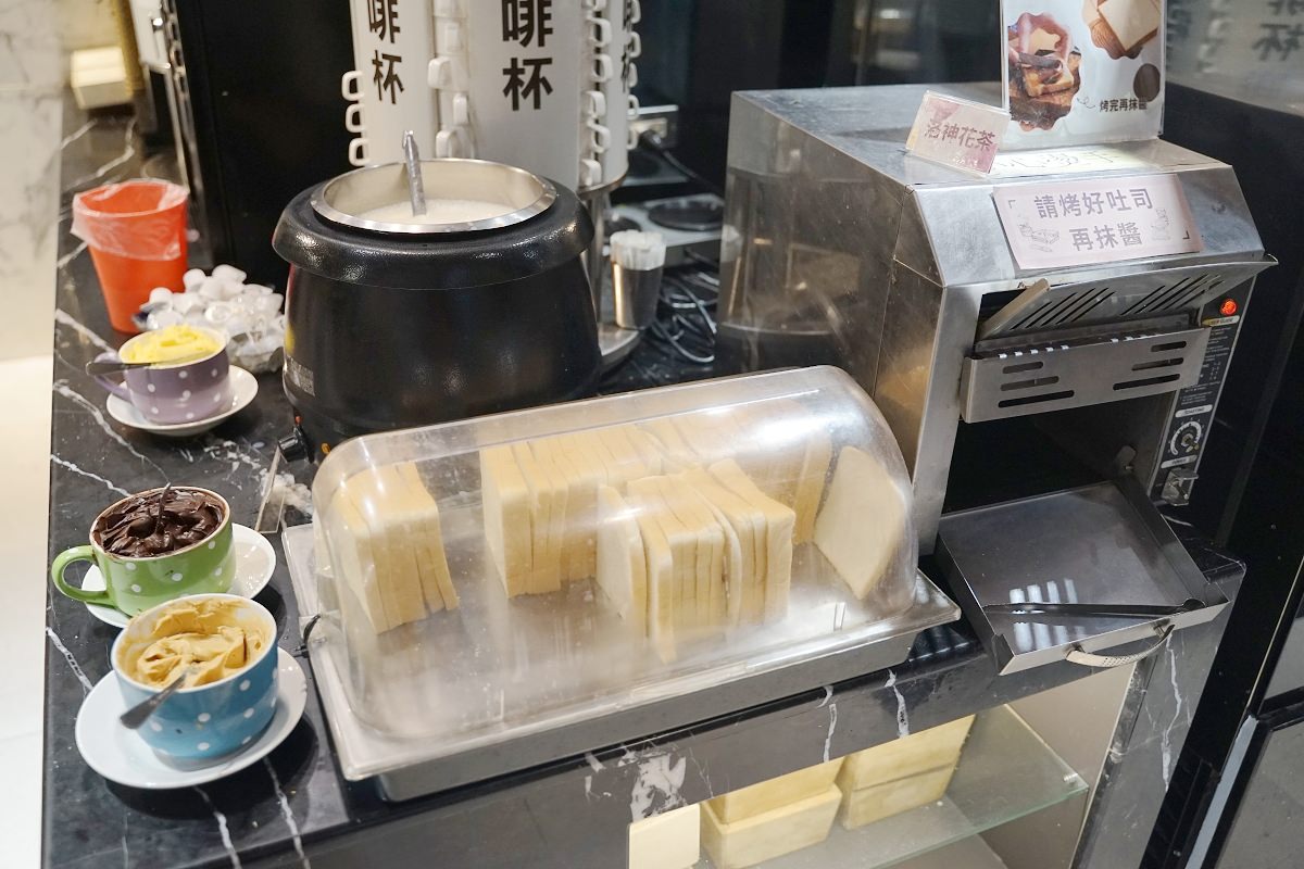 【礁溪溫泉飯店推薦】寵物友善貓奴必訪 宵夜自助吧吃到飽 美嘉美大飯店 - 第30張圖 【礁溪溫泉飯店推薦】寵物友善貓奴必訪 宵夜自助吧吃到飽 美嘉美大飯店
