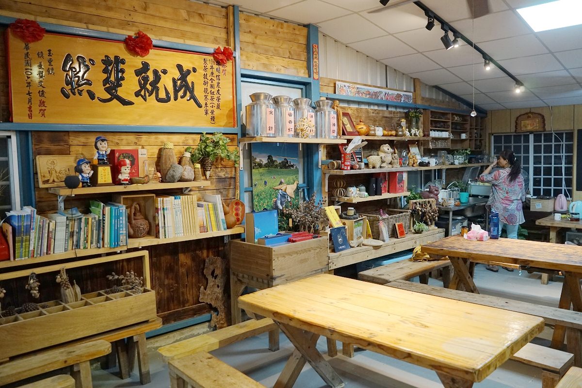 【赤科山住宿推薦】成立於2005年家庭式經營 美味在地風味餐 沂峰農莊