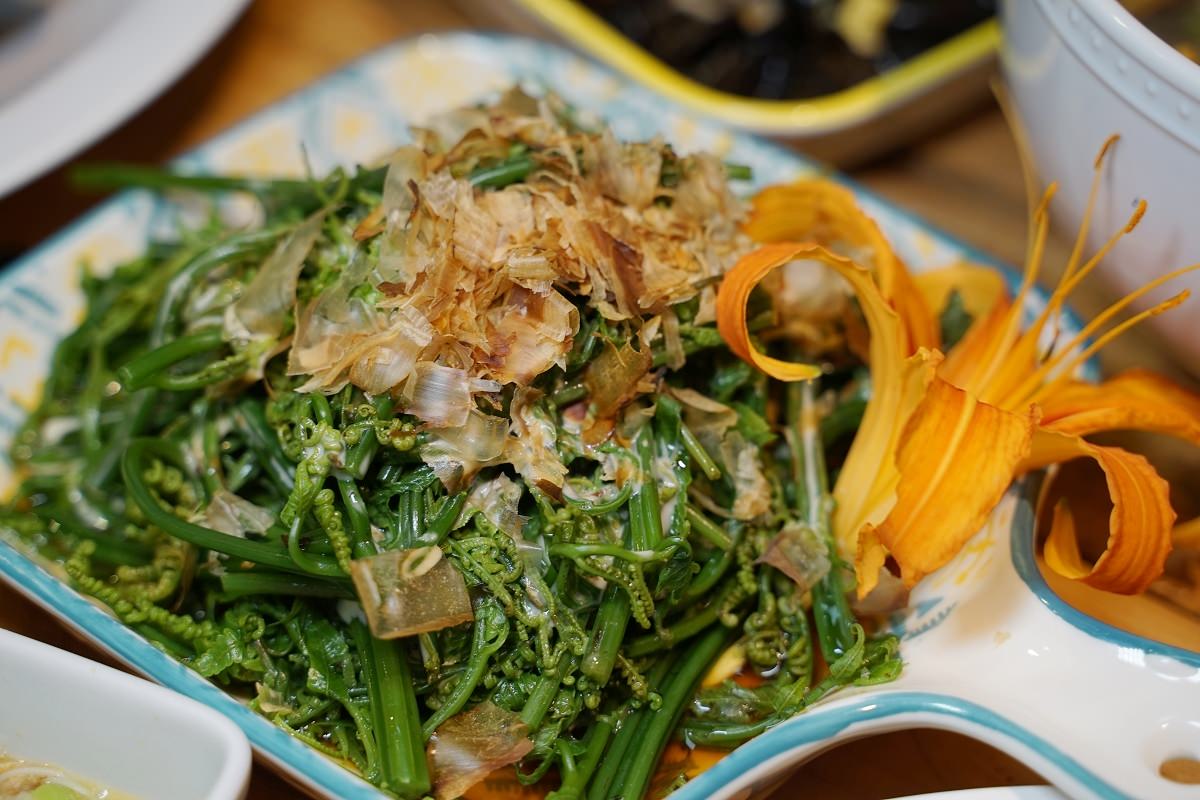 【赤科山住宿推薦】成立於2005年家庭式經營 美味在地風味餐 沂峰農莊