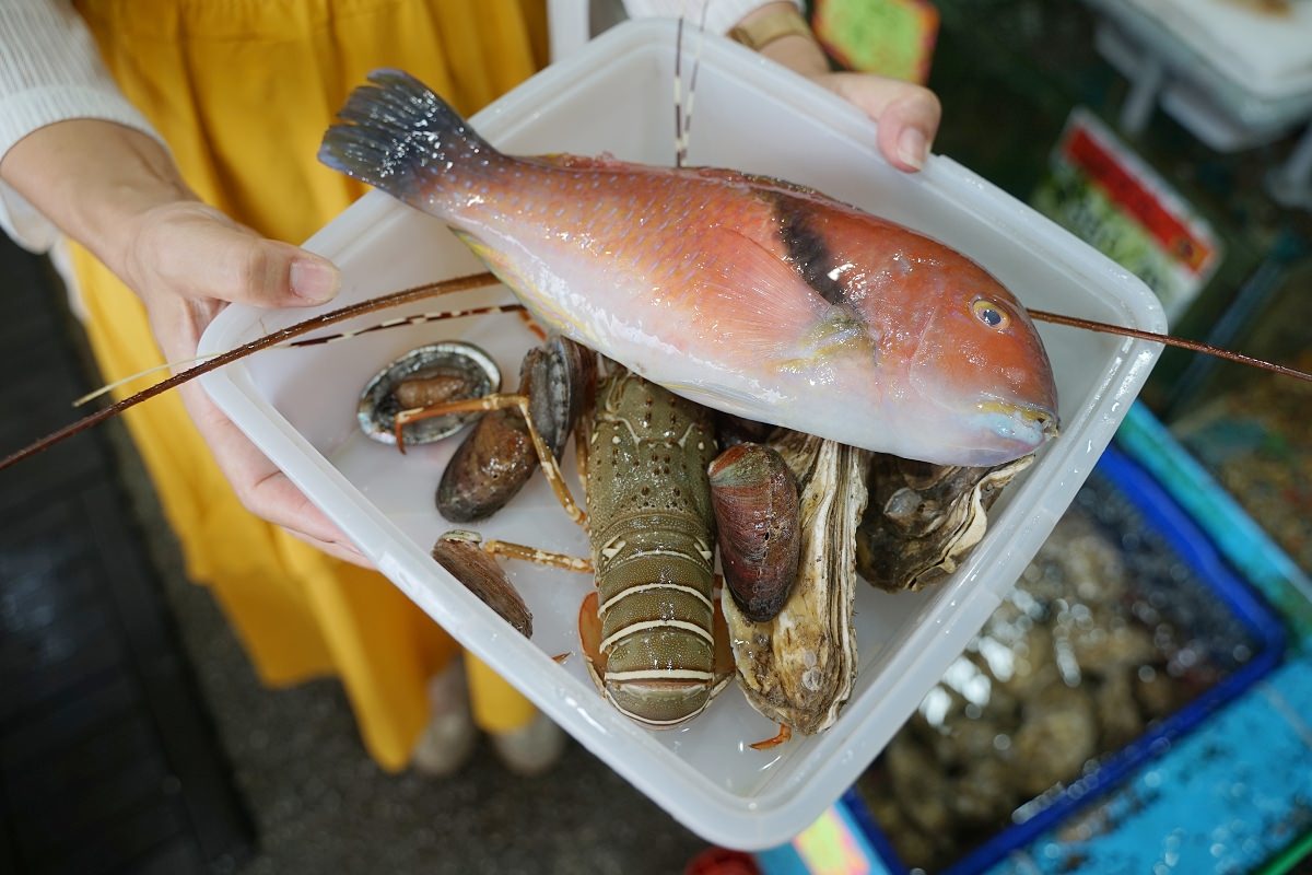 【野柳海鮮餐廳推薦】明碼實價活體海鮮 免費停車/白飯吃到飽 野柳望海亭海鮮餐廳 - 第10張圖 【野柳海鮮餐廳推薦】明碼實價活體海鮮 免費停車/白飯吃到飽 野柳望海亭海鮮餐廳